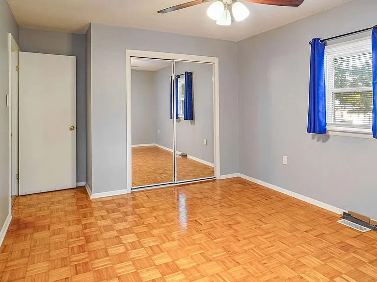 5209 W Maple Shade Ln — Photo 23
