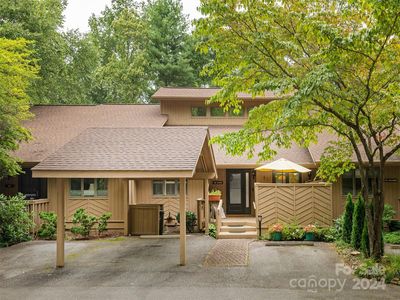 303 White Oak Dr, Hendersonville, NC, 28791