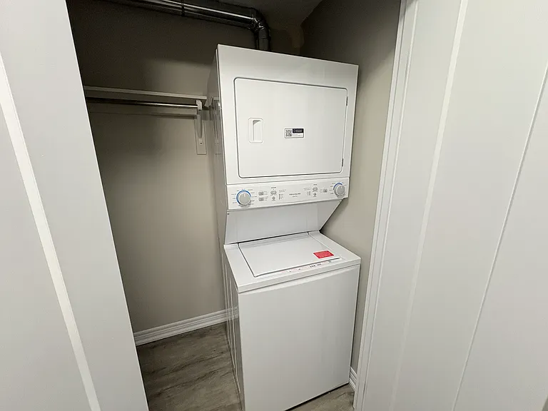 190 Gage Ave S #401 — Photo 10