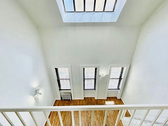 2nd image of 326 W 55th St #3D