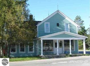 7442 Karlin Rd, Interlochen, MI 49643