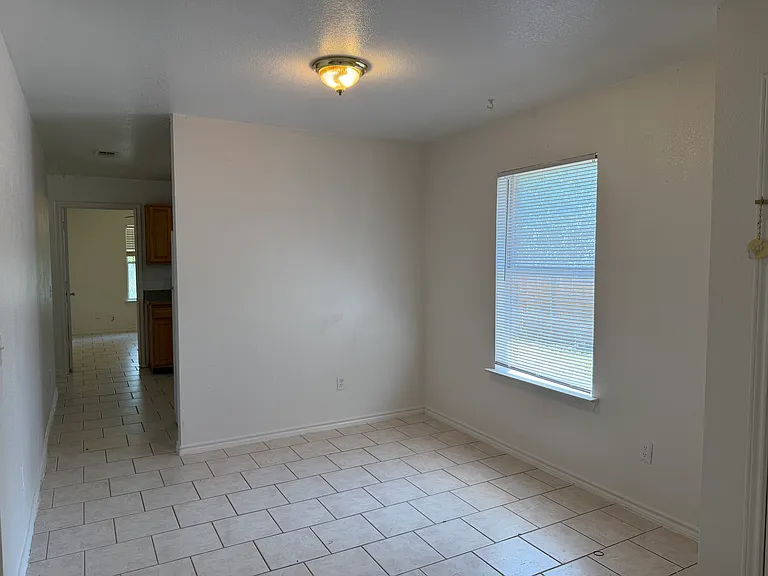 5500 David Strickland Rd — Photo 22