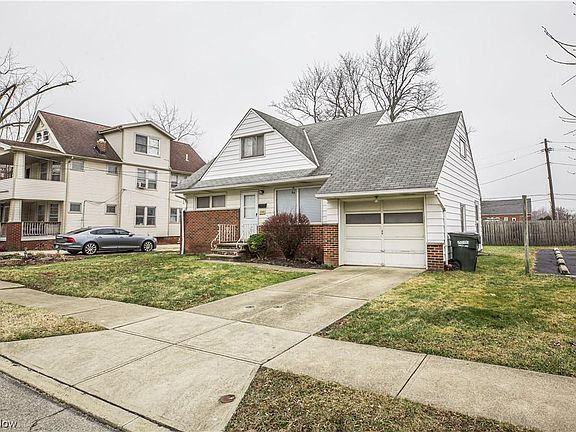 3rd image of 1540 E 212th St