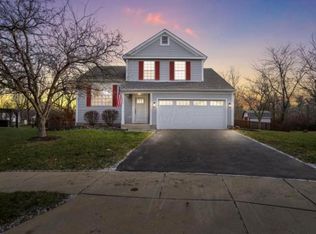 4390 Deveron Ct, Grove City, OH 43123