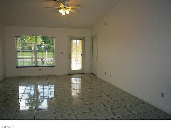 3rd image of 4611 Agualinda Blvd
