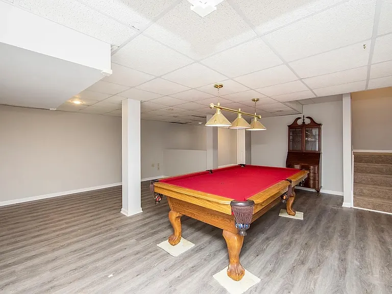 58 Danielle Ct — Photo 33