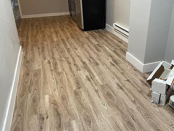 3rd image of 805 Summer Ave #101