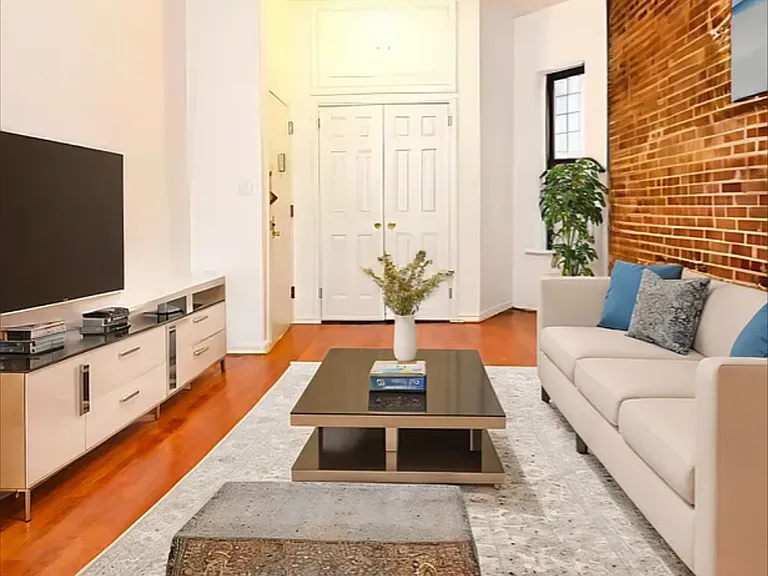 101 Lexington Ave #3C — Photo 1