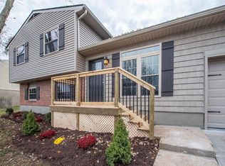 332 E Tiverton Way, Lexington, KY 40517