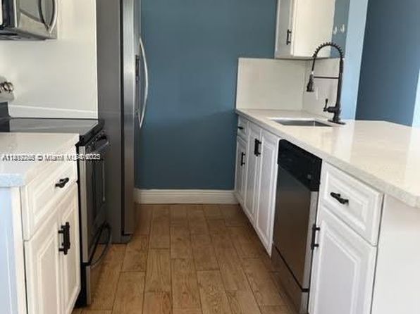 1531 N 70th Ter