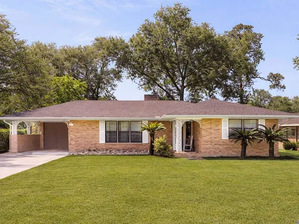58515 Delacroix Ave, Plaquemine, LA 70764