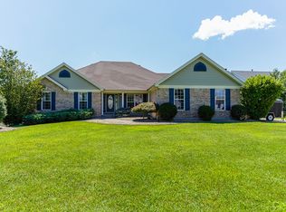 10 Rosebury Ct, Saint Peters, MO 63376