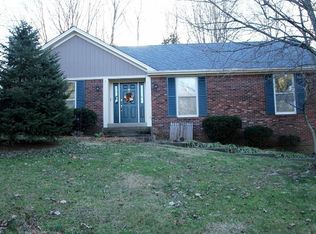 1226 Meadowridge Trl, Goshen, KY 40026