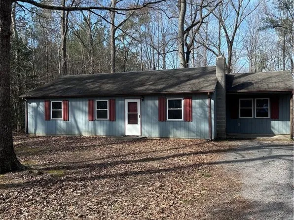 8106 Claystreet Rd, Ford, VA 23850