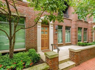 251 Daniel Burnham Sq #TOWNHOUSE 253, Columbus, OH 43215