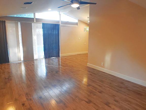 5th image of 2517 Pearson Ave