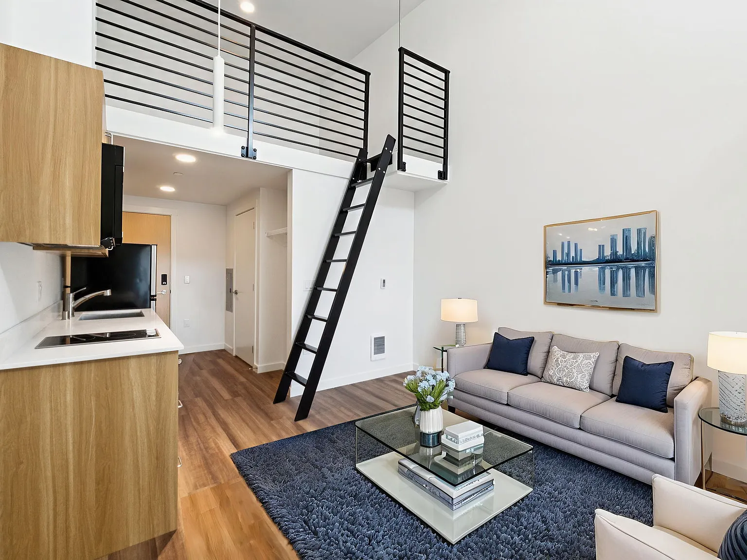Keystone Apartments — Photo 1