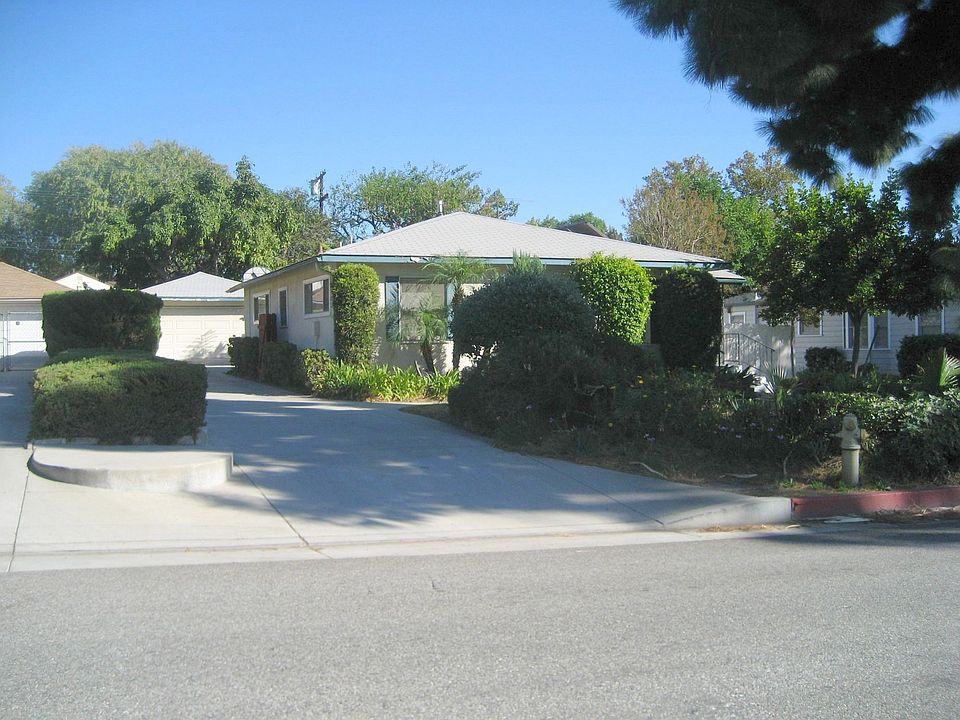 1st image of 220 N Canyon Blvd