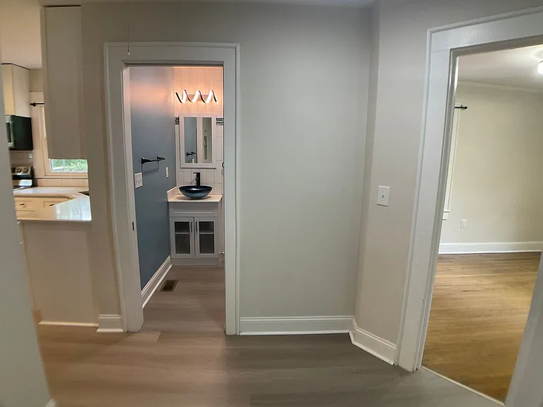 1015 Washington St — Photo 13