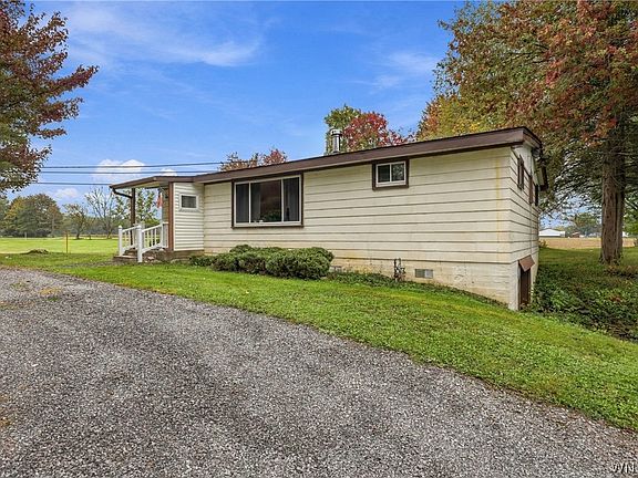 2nd image of 12077 Liberia Rd N