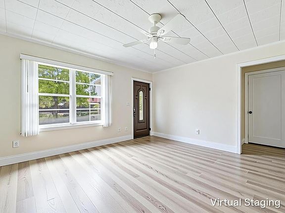3rd image of 5509 W Garden Avenue