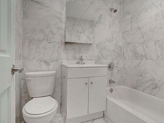 5th image of 154 E 7th St APT Fe