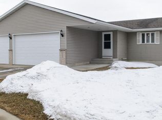 4869 11th Ct NW, Rochester, MN 55901