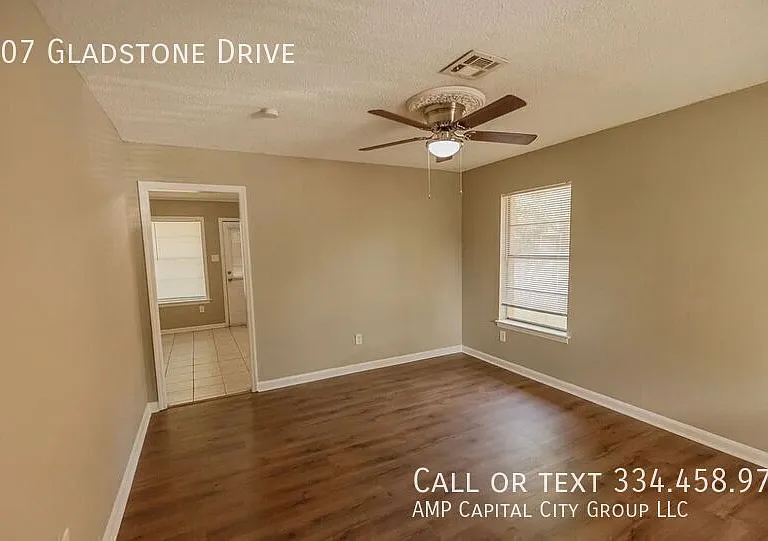 6107 Gladstone Dr — Photo 4