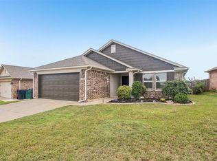 2820 Fountaingrass Rd, Oklahoma City, OK 73128