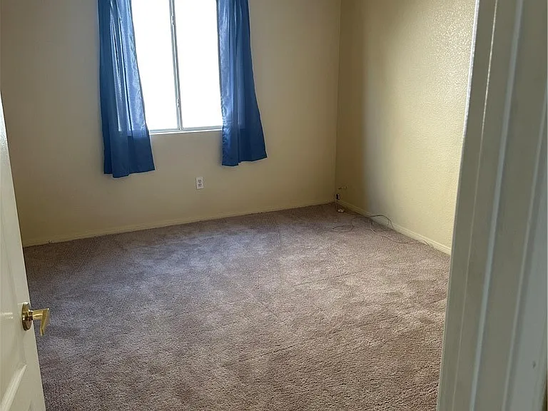 1736 Summerwood Cir — Photo 19