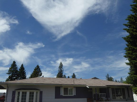2nd image of 408 Hawthorne Dr