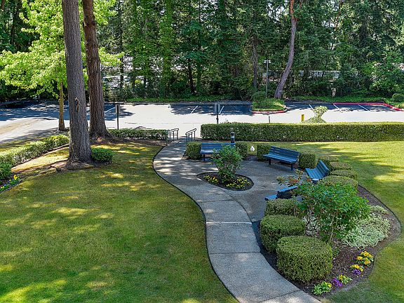5th image of 3444 Erickson St #200