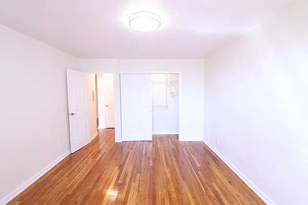 Rented by Oxford Property Group | media 10