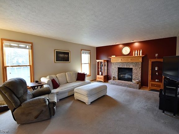 4th image of 1012 Glendalough Dr