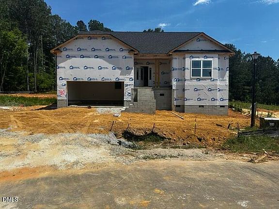 2nd image of 63 Leslie Ct