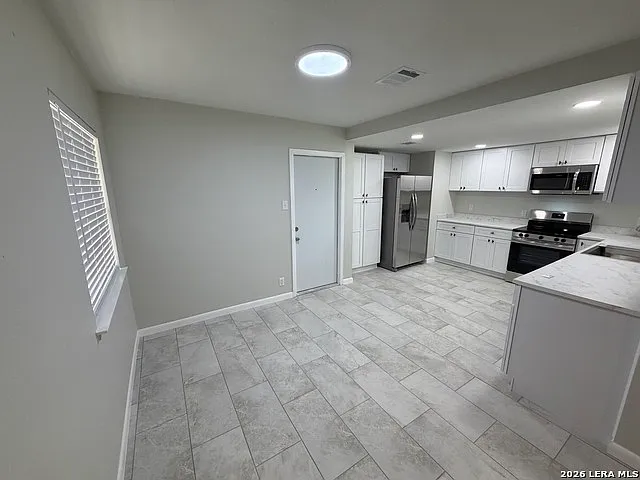 7208 Rimwood — Photo 6