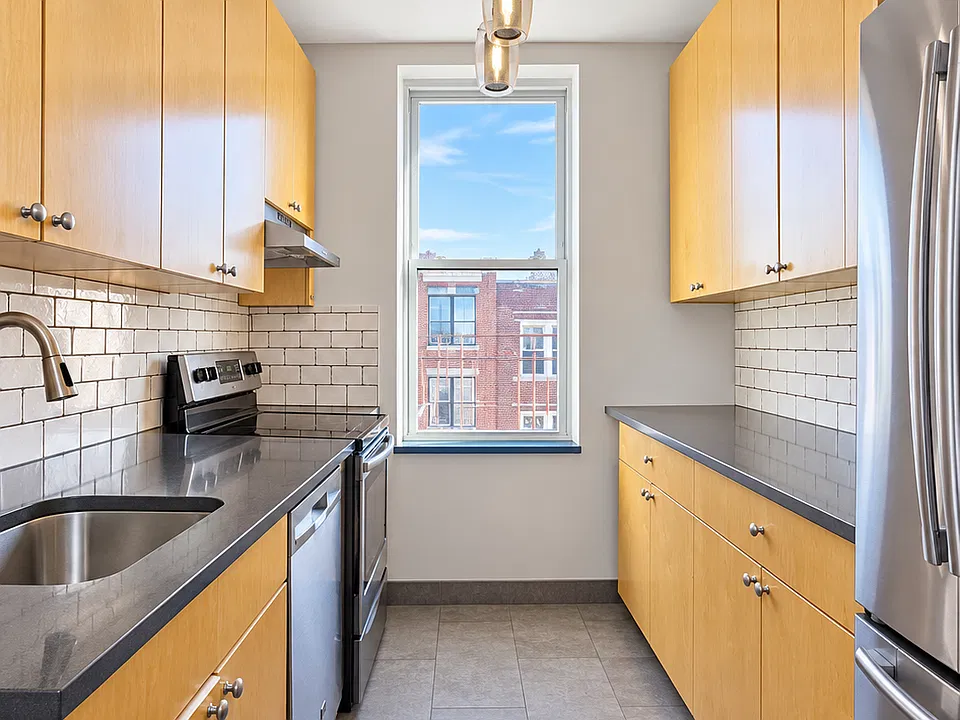 44-21 30th Ave #3R