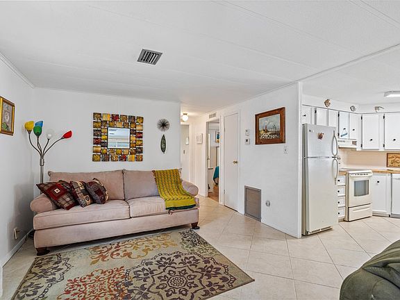 4th image of 261 NW 52nd Court