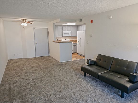 2nd image of 22100 Burbank Blvd Unit 221B