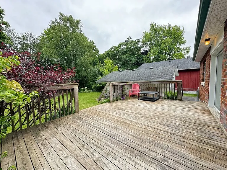 73 Eugenia St #MAIN — Photo 29