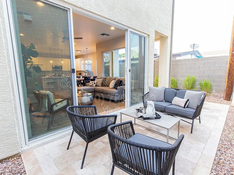 3705 E Flower St — Photo 9