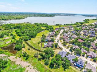 3102 Bluffview Dr, Garland, TX 75043