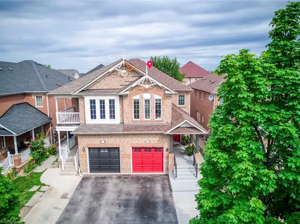 911 Golden Farmer Way, Mississauga, ON L5W 1A8