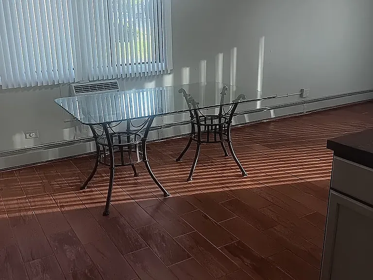 18233 Ravisloe Ter — Photo 4