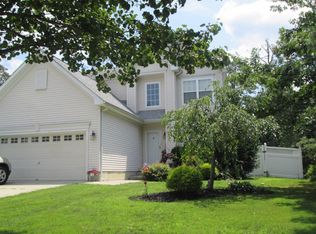 2 Glendale Cir, Mays Landing, NJ 08330