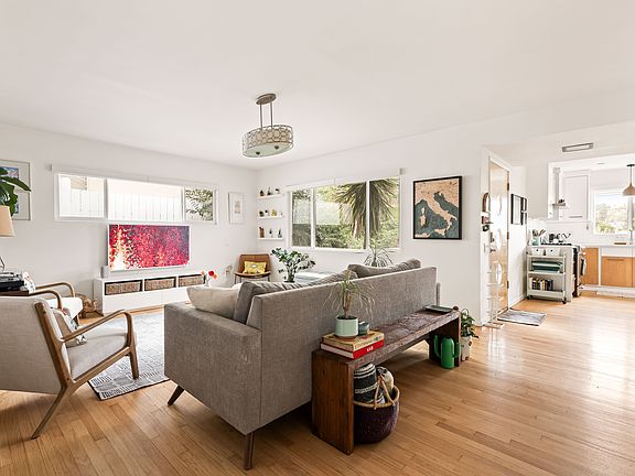 5th image of 3650 Mimosa Dr