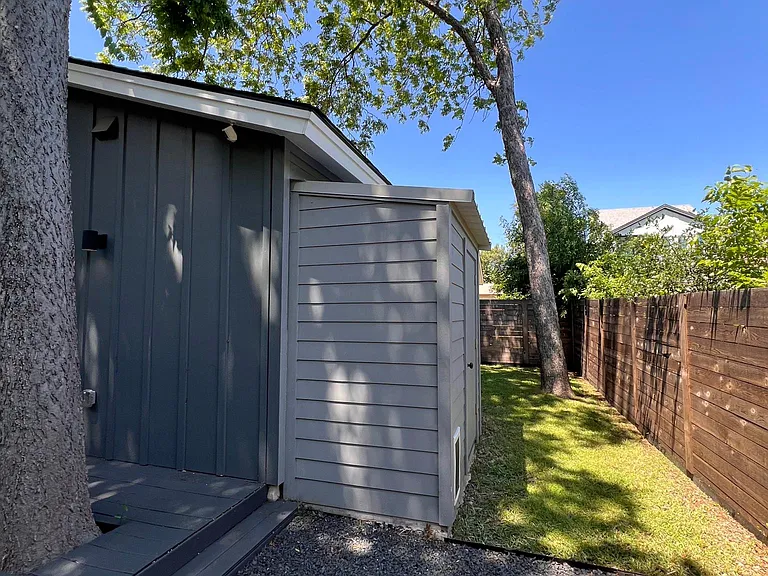 902 Taulbee Ln — Photo 24
