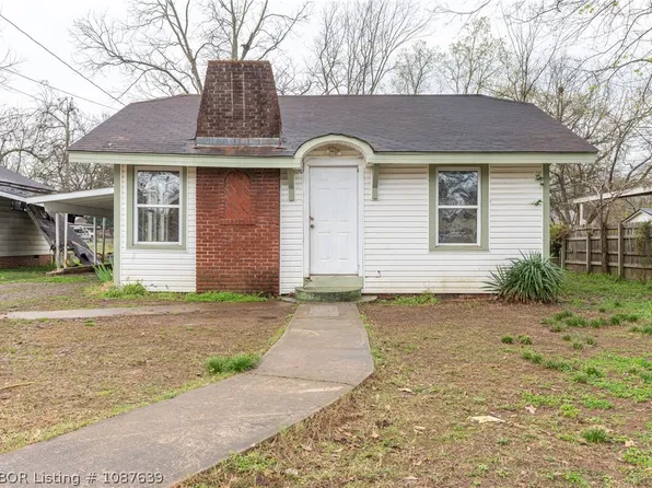 706 E Short Mountain St, Paris, AR 72855