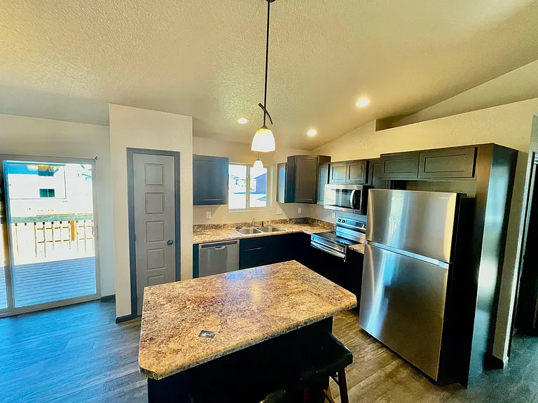 648 Bomber Way — Photo 4