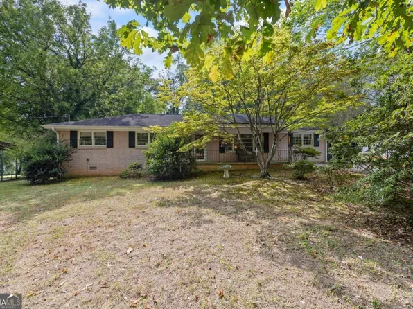 589 Creek View Dr, Lawrenceville, GA 30044